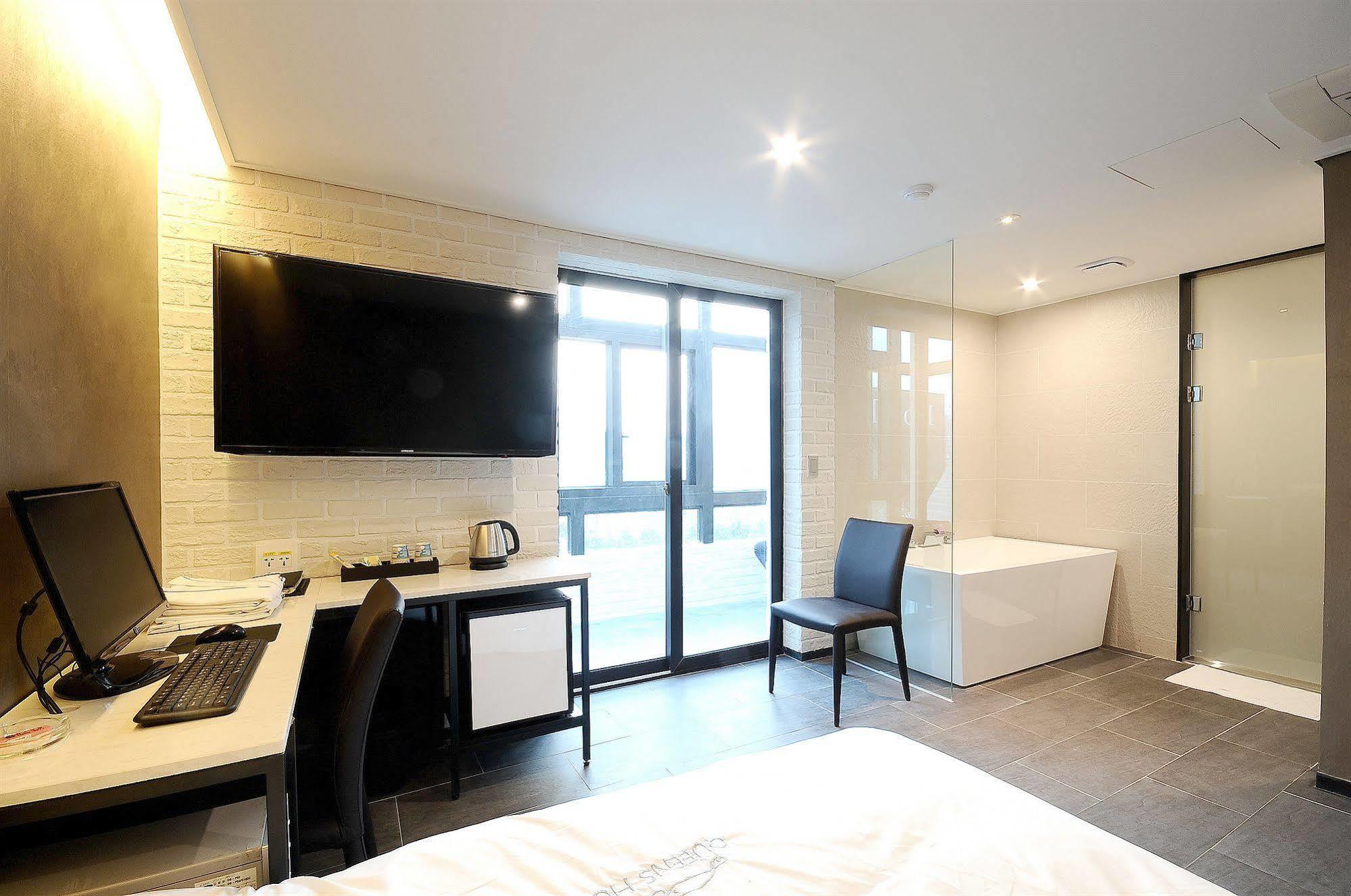 Queens Hotel Seomyeon Pusan Zewnętrze zdjęcie