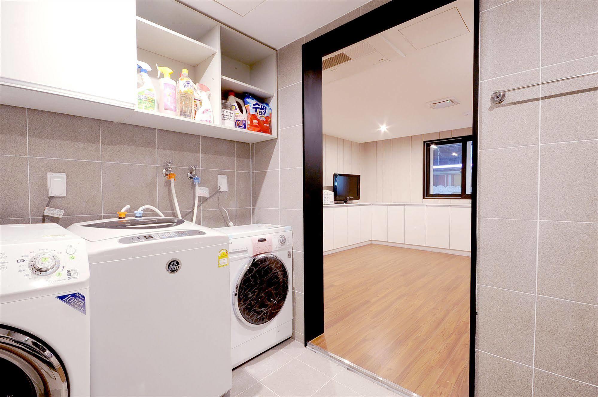 Queens Hotel Seomyeon Pusan Zewnętrze zdjęcie